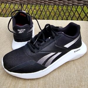 Like new Reebok sneakers size 8